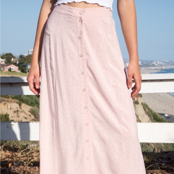 💗 Brandy Melville Pink Long Floral Skirt 💗 - Picture 4 of 4
